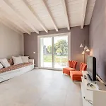 Charming One-floor With Garden, Car Parking * Albisola Superiore