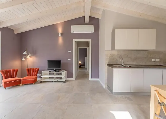 Charming One-floor With Garden, Car Parking