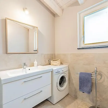 Charming One-floor With Garden, Car Parking