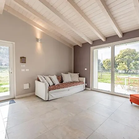 Charming One-floor With Garden, Car Parking *