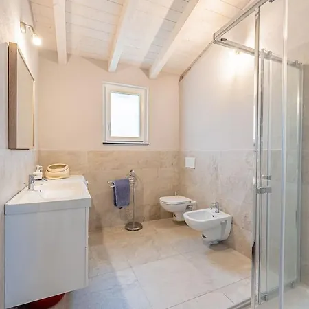 Charming One-floor With Garden, Car Parking Feriehus Albisola Superiore